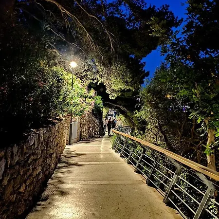 Alba アパート